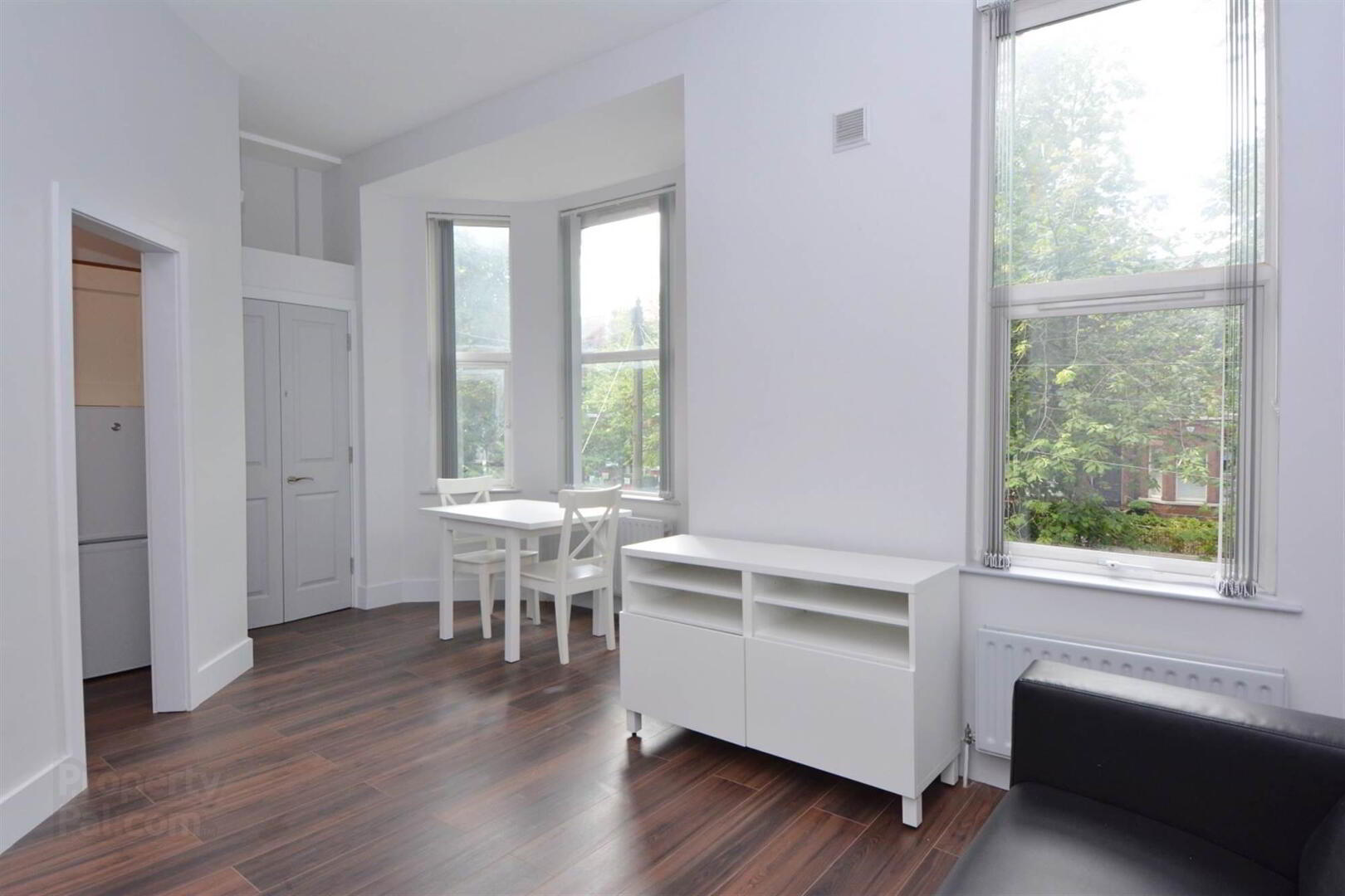 10 One Bedroom Apartments @, 63 & 65 Ulsterville Avenue 9 of 25