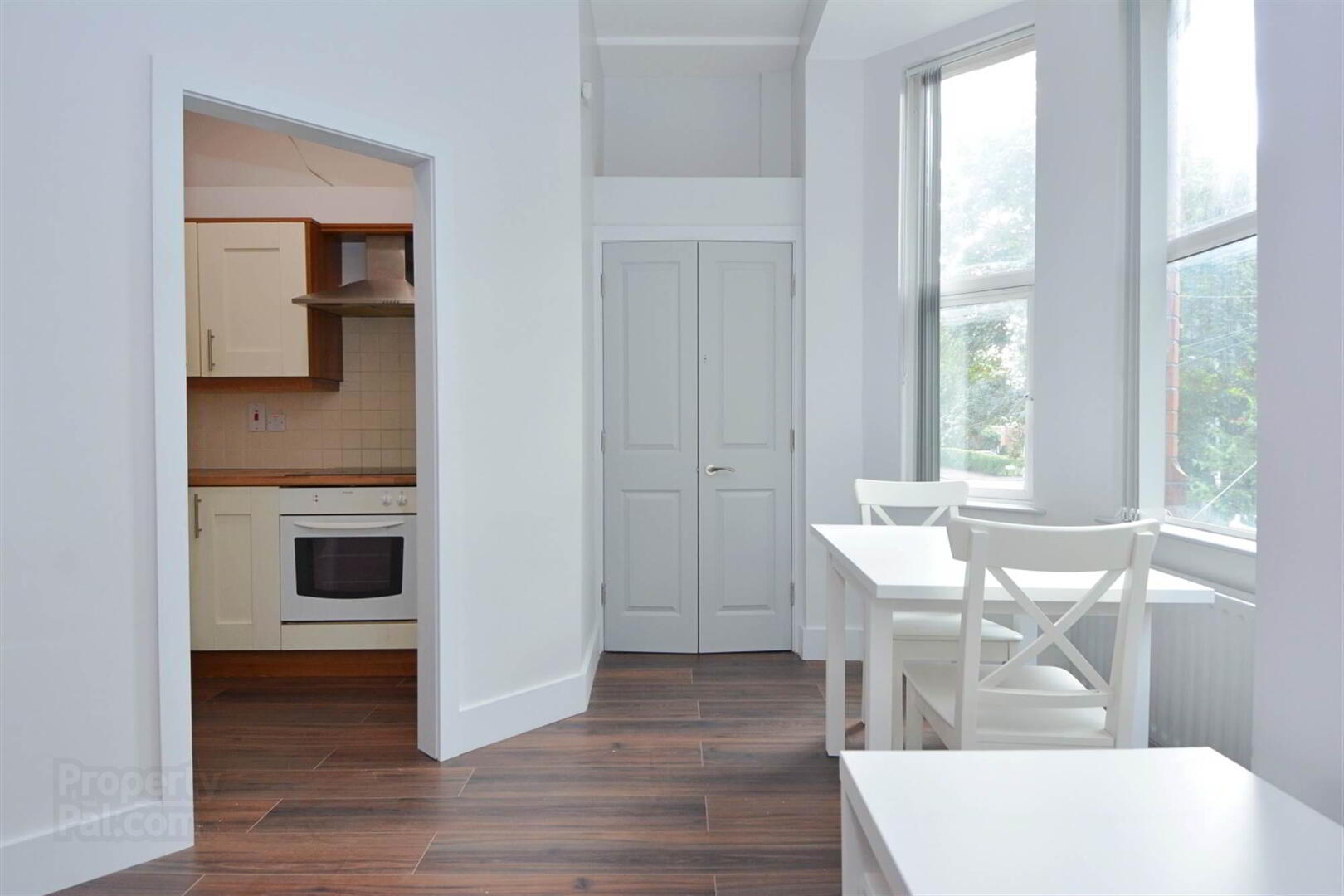 10 One Bedroom Apartments @, 63 & 65 Ulsterville Avenue 11 of 25