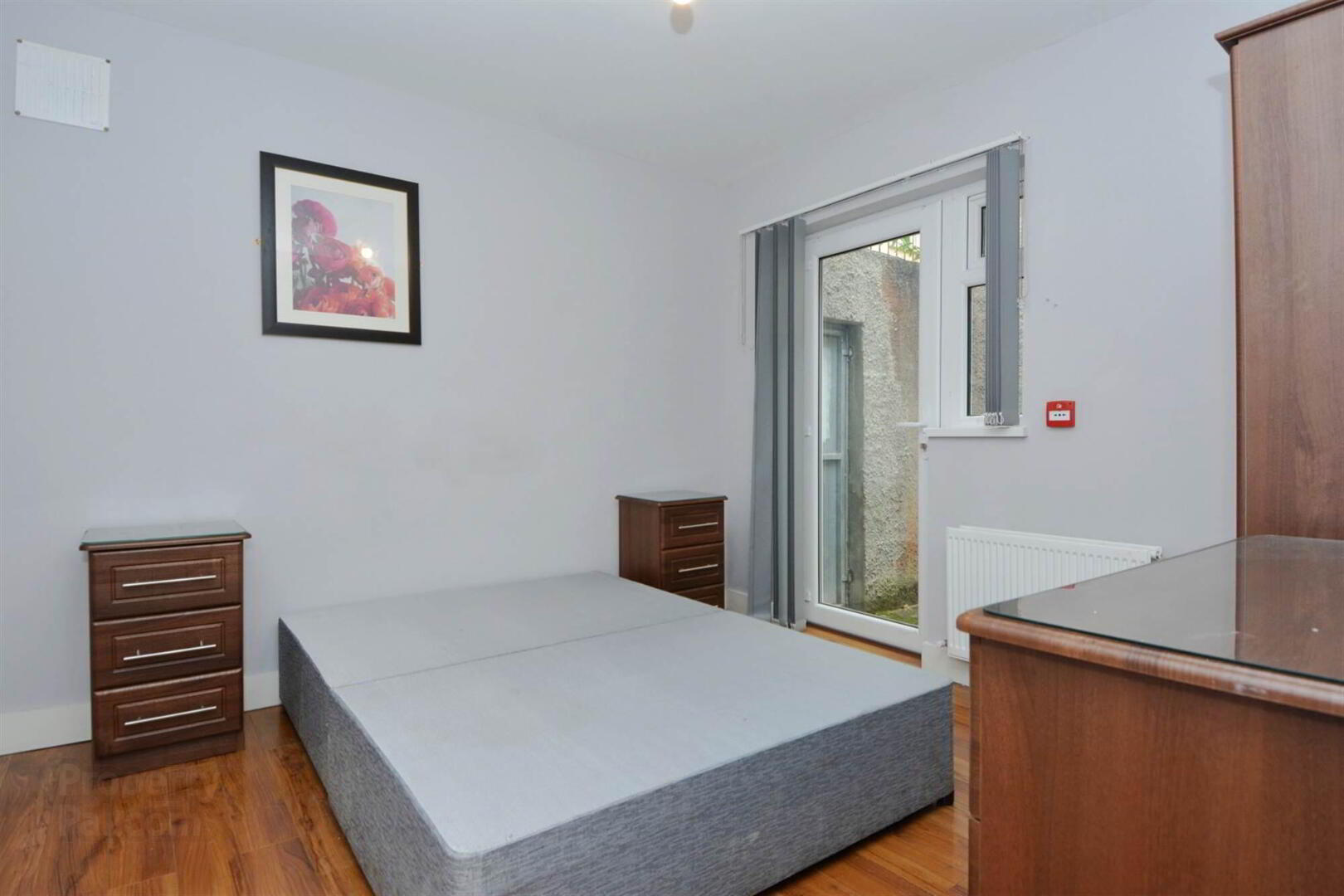 10 One Bedroom Apartments @, 63 & 65 Ulsterville Avenue 15 of 25