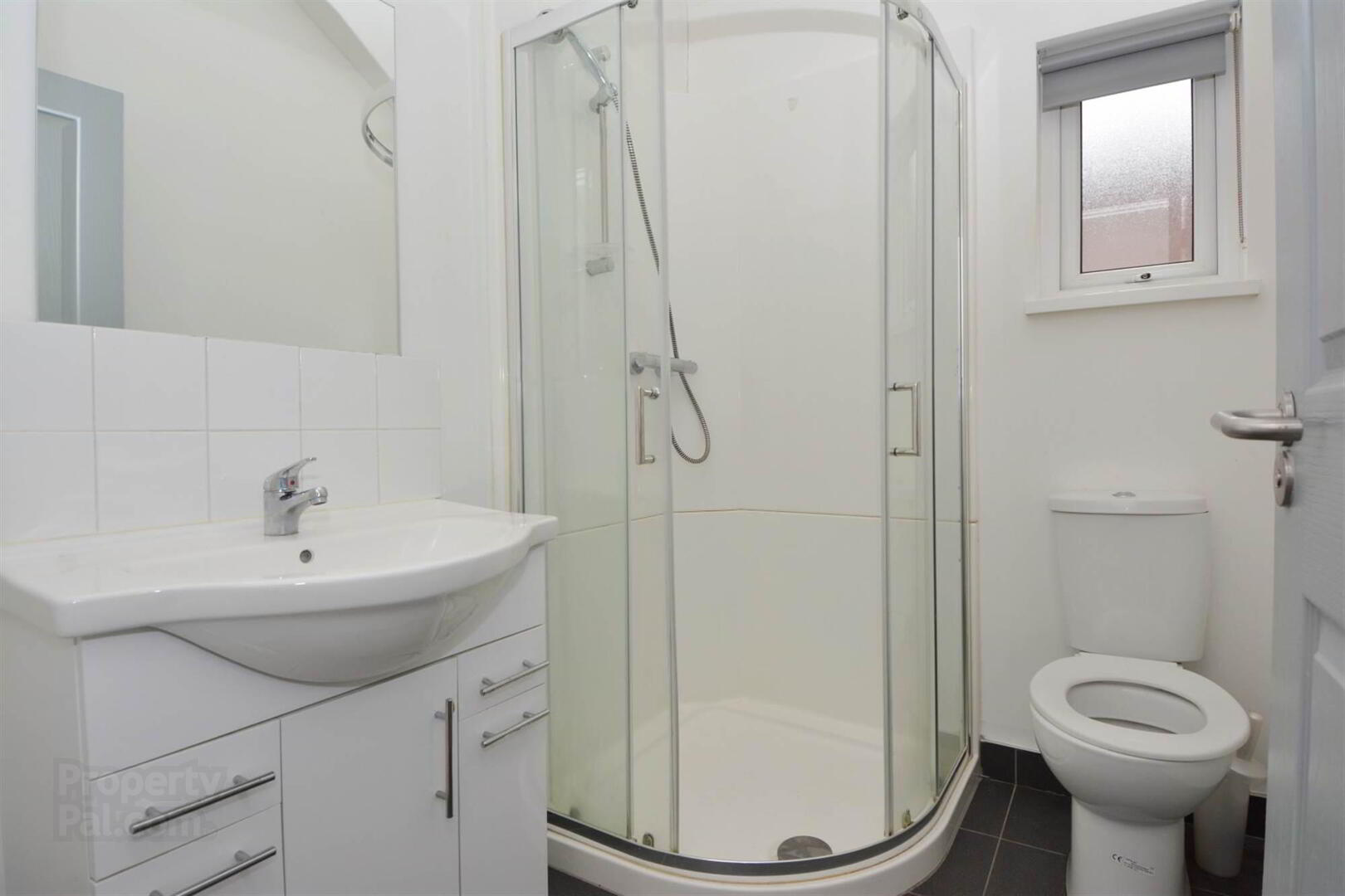 10 One Bedroom Apartments @, 63 & 65 Ulsterville Avenue 19 of 25