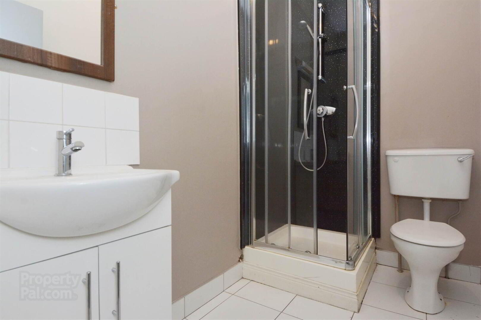10 One Bedroom Apartments @, 63 & 65 Ulsterville Avenue 21 of 25