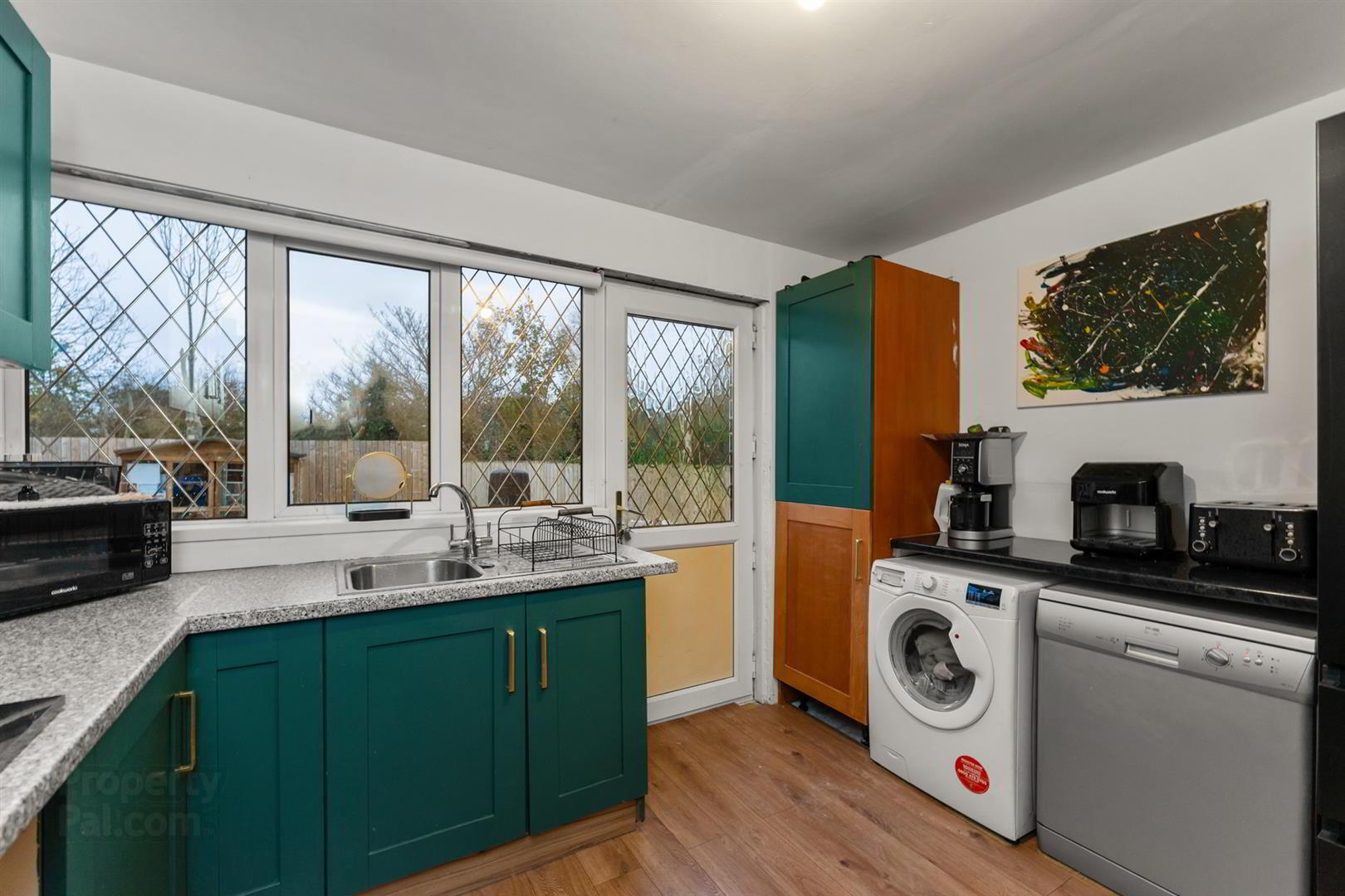 13 Ashbury Road 11 of 25