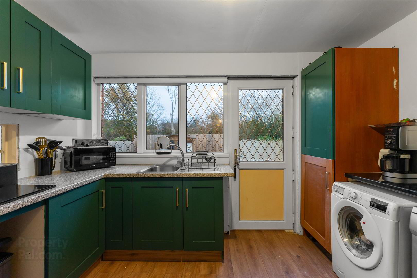 13 Ashbury Road 12 of 25
