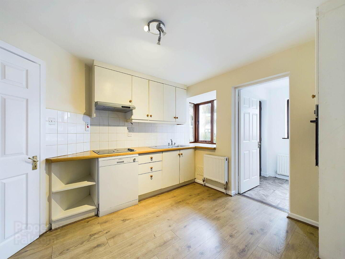14 Adelphi Quay 10 of 24