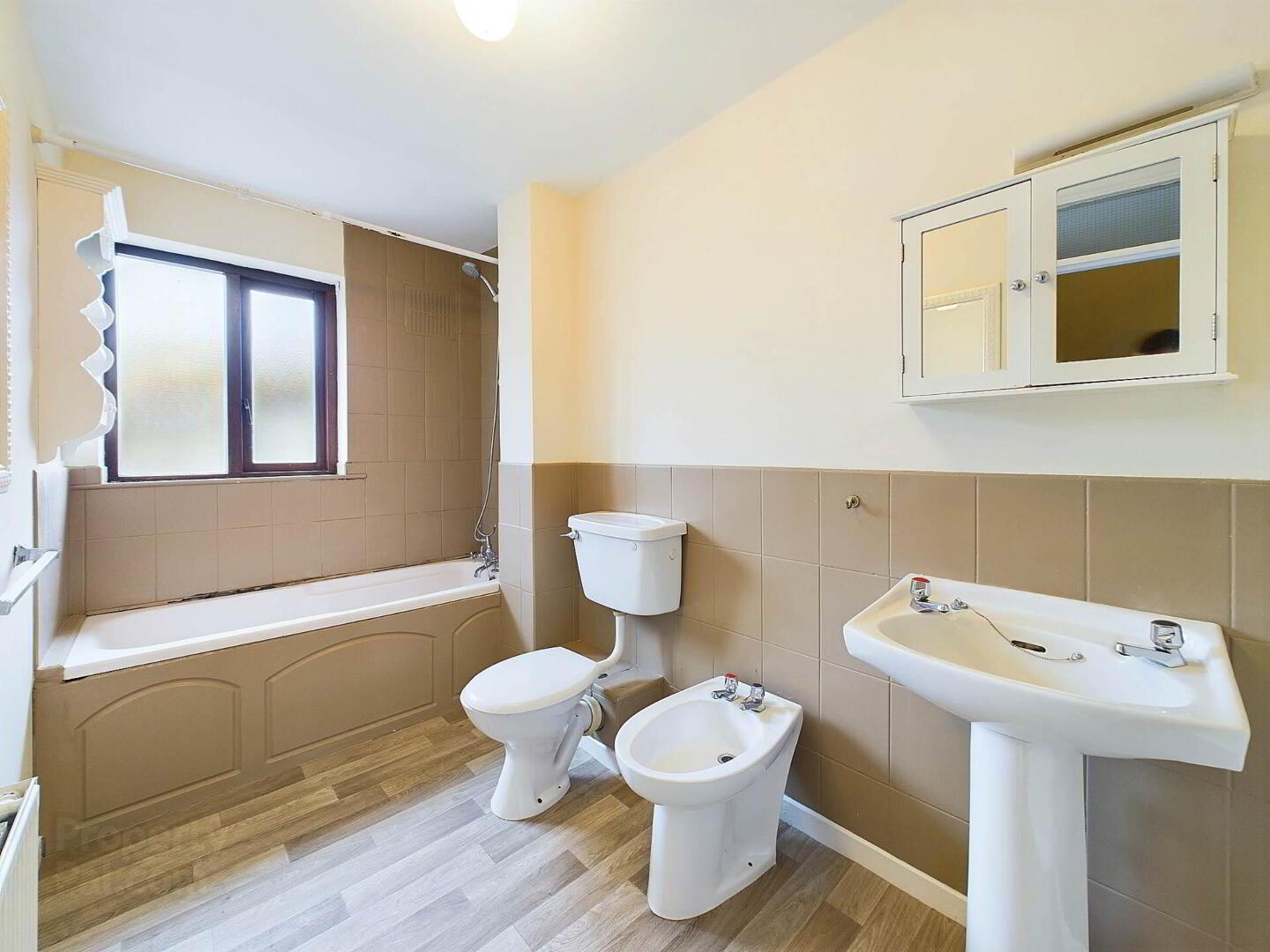 14 Adelphi Quay 14 of 24