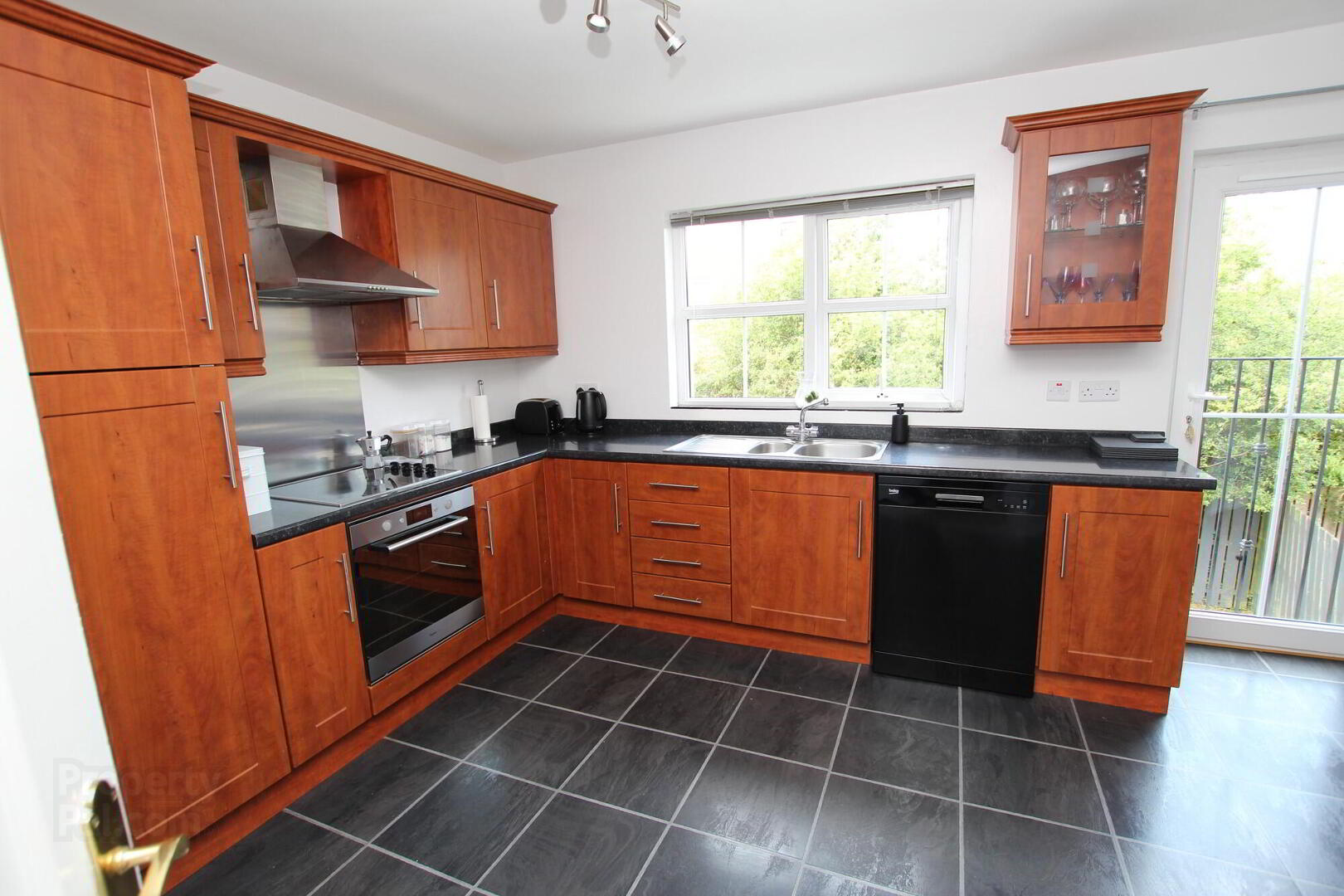10 Dun Eden Grove 4 of 11