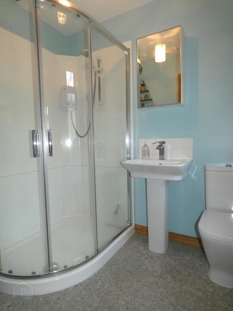 20 Taughey Road 14 of 24