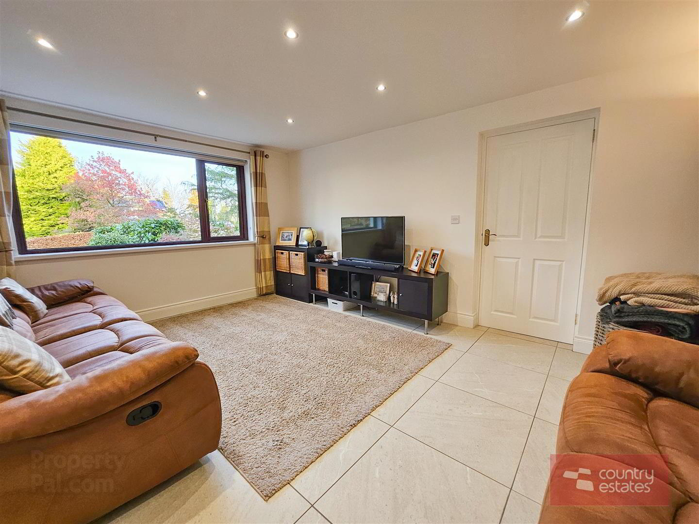 43 Hydepark Road 6 of 58
