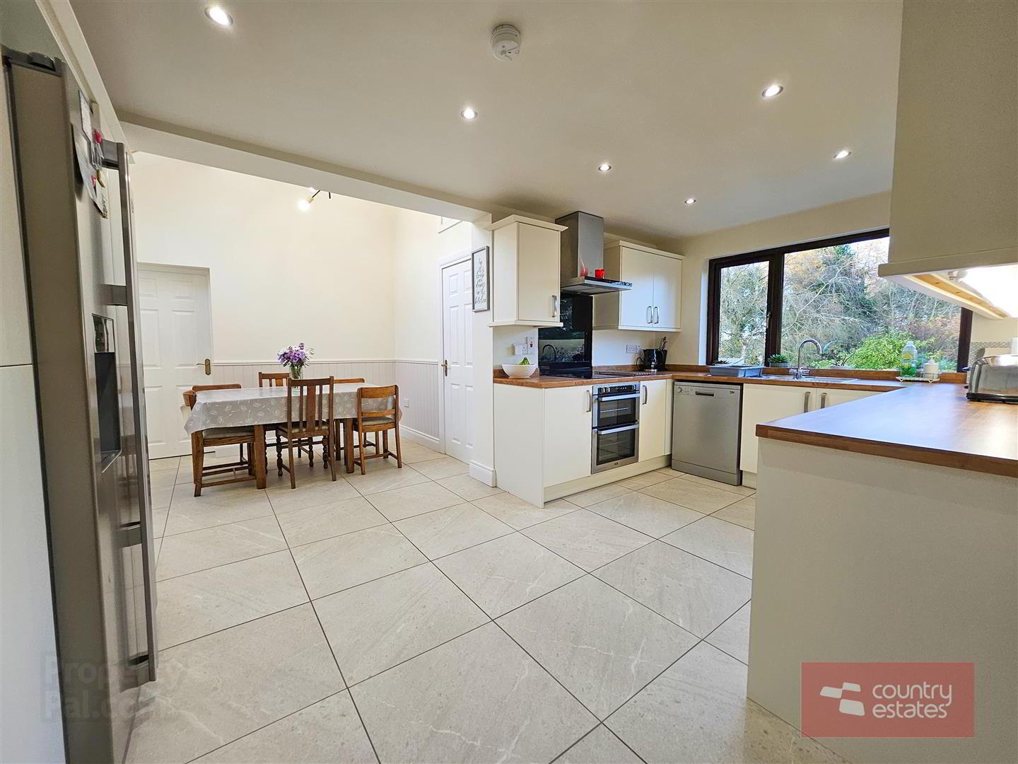 43 Hydepark Road 9 of 58