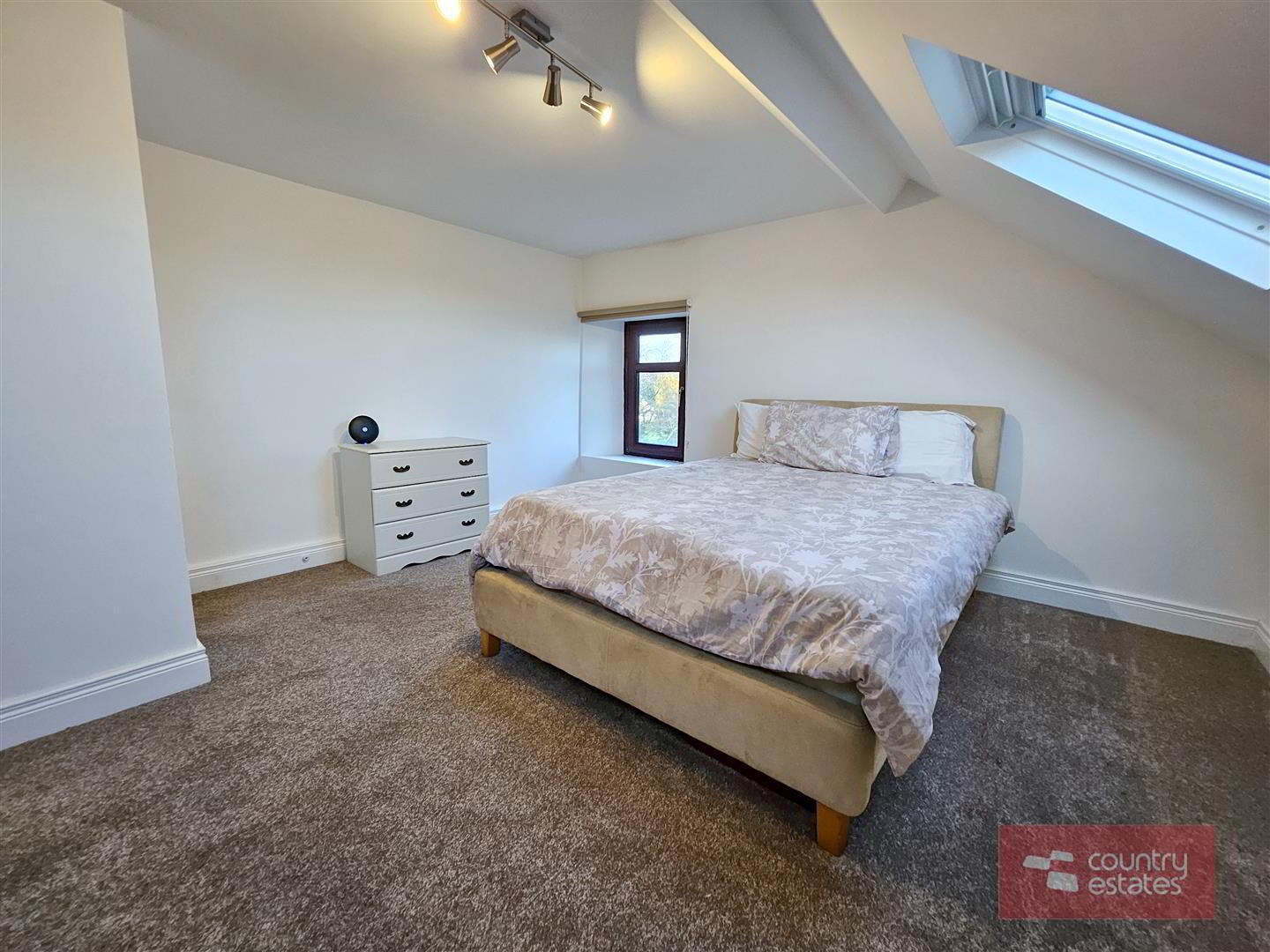 43 Hydepark Road 34 of 58