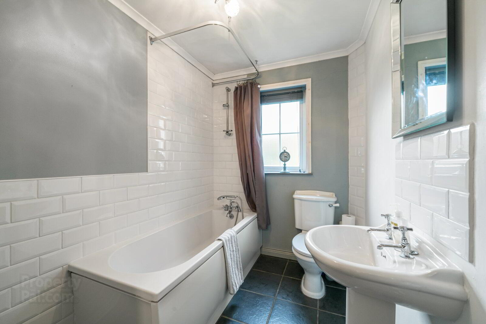 24 Lagmore Glen 19 of 23