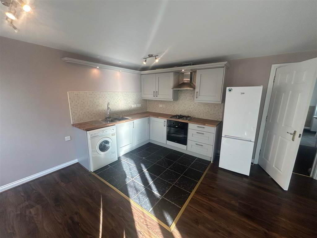 Apt 19 The Courtyard, 222 Castlereagh Road 4 of 10