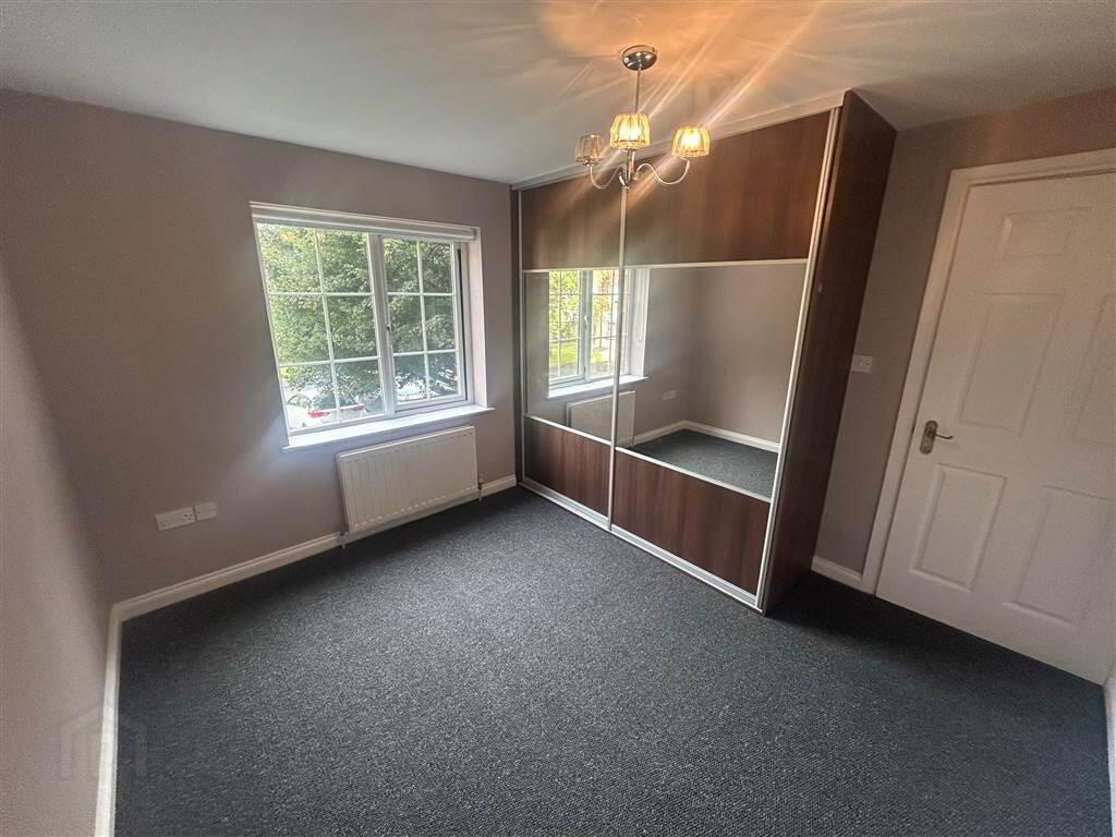 Apt 19 The Courtyard, 222 Castlereagh Road 7 of 10