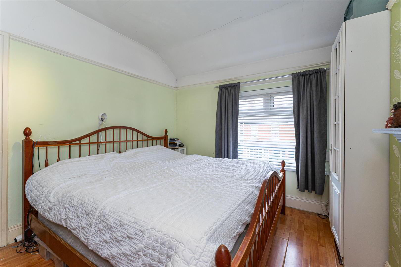 20 Irwin Crescent 13 of 26