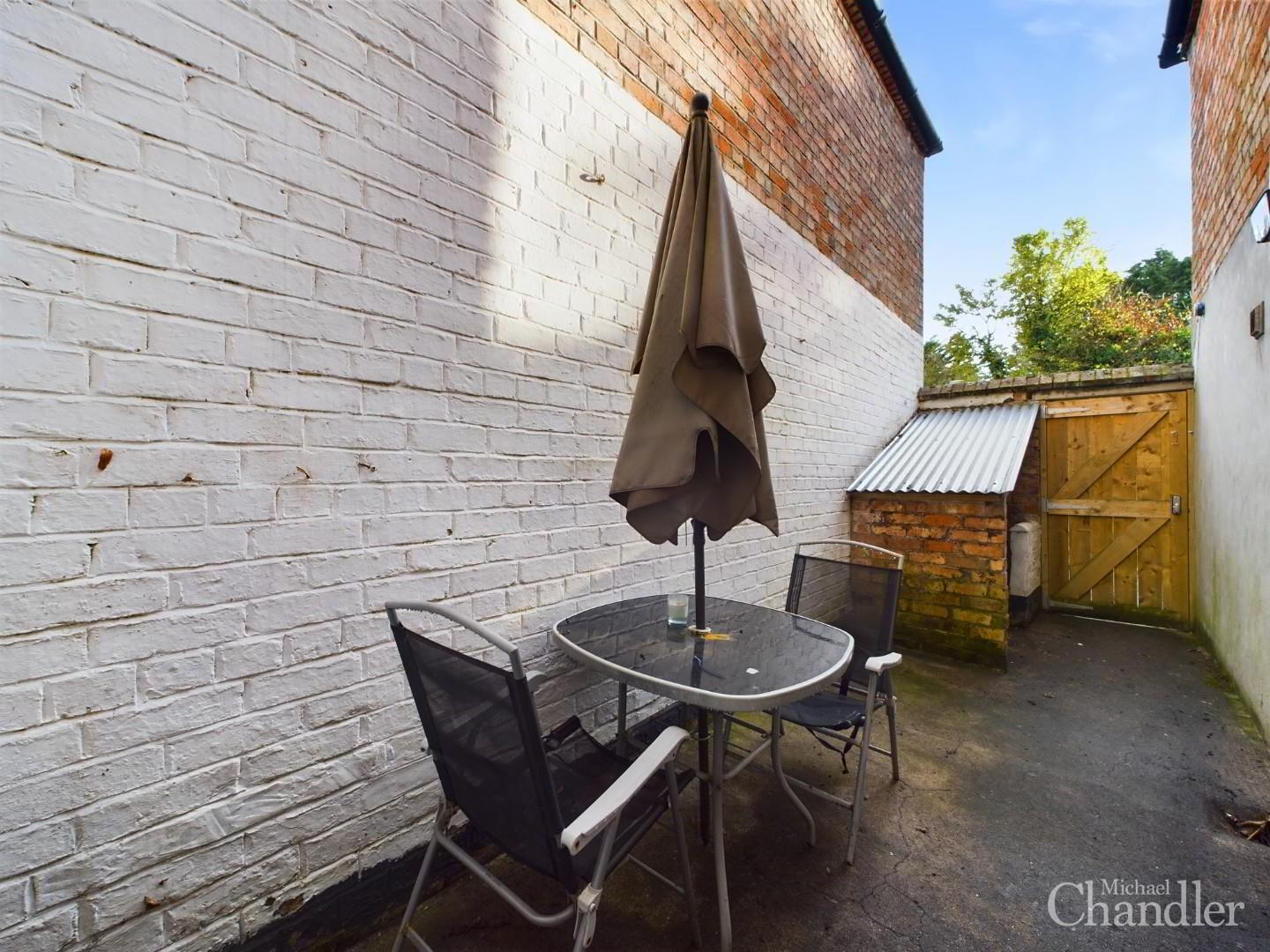 14 Llewellyn Avenue 20 of 23