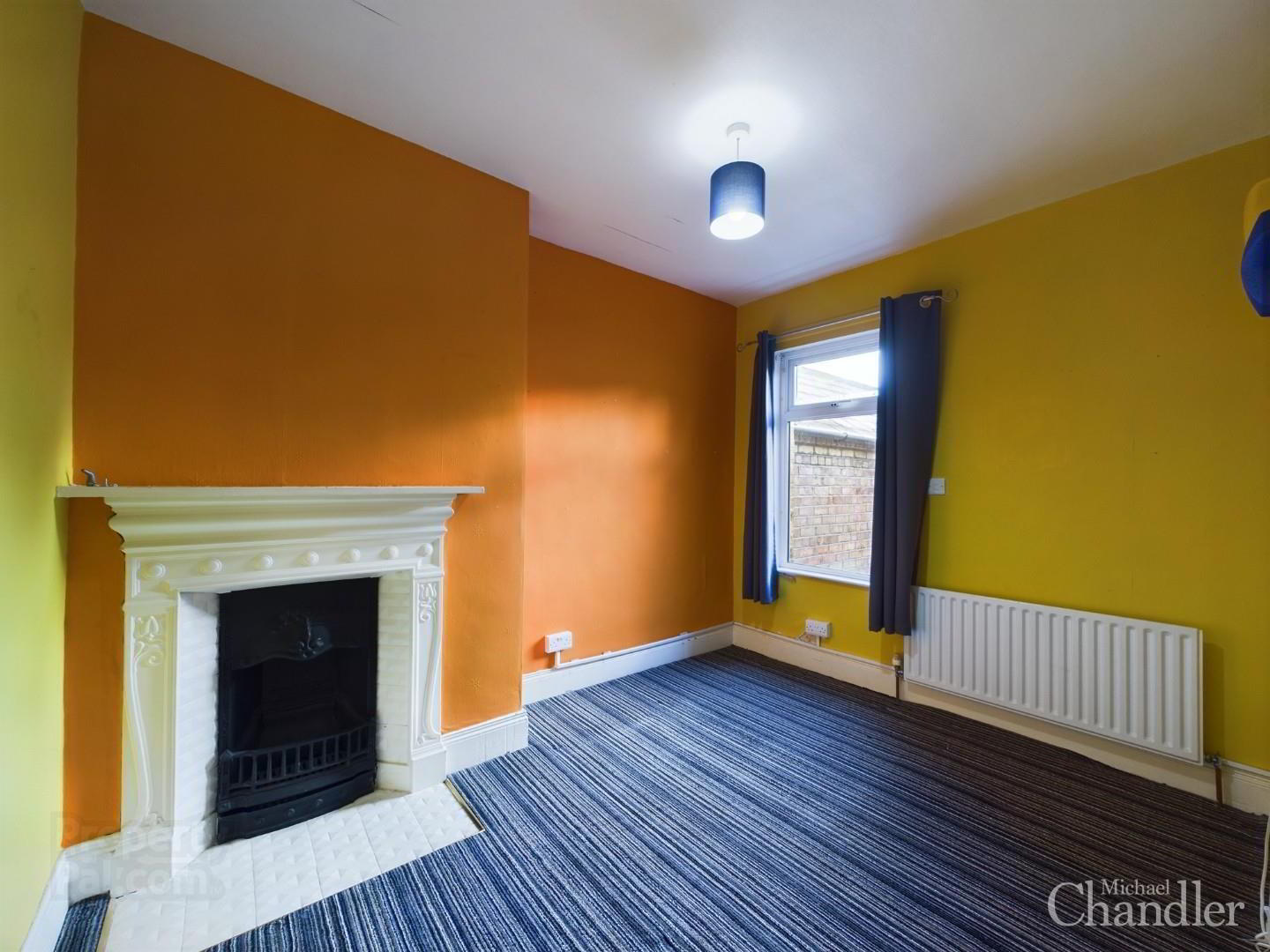 14 Llewellyn Avenue 12 of 23