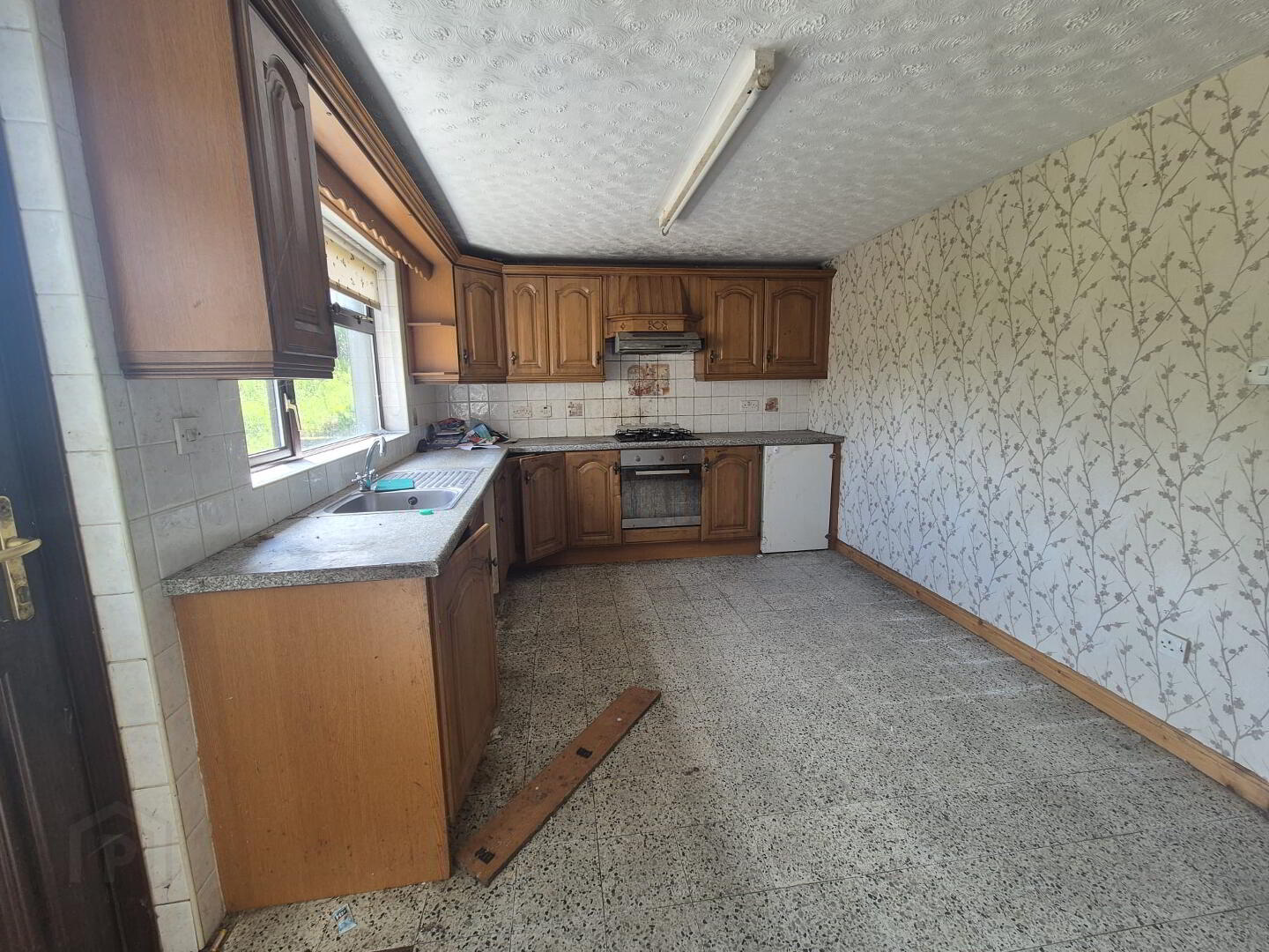 68 Derrylatinee Road 11 of 14