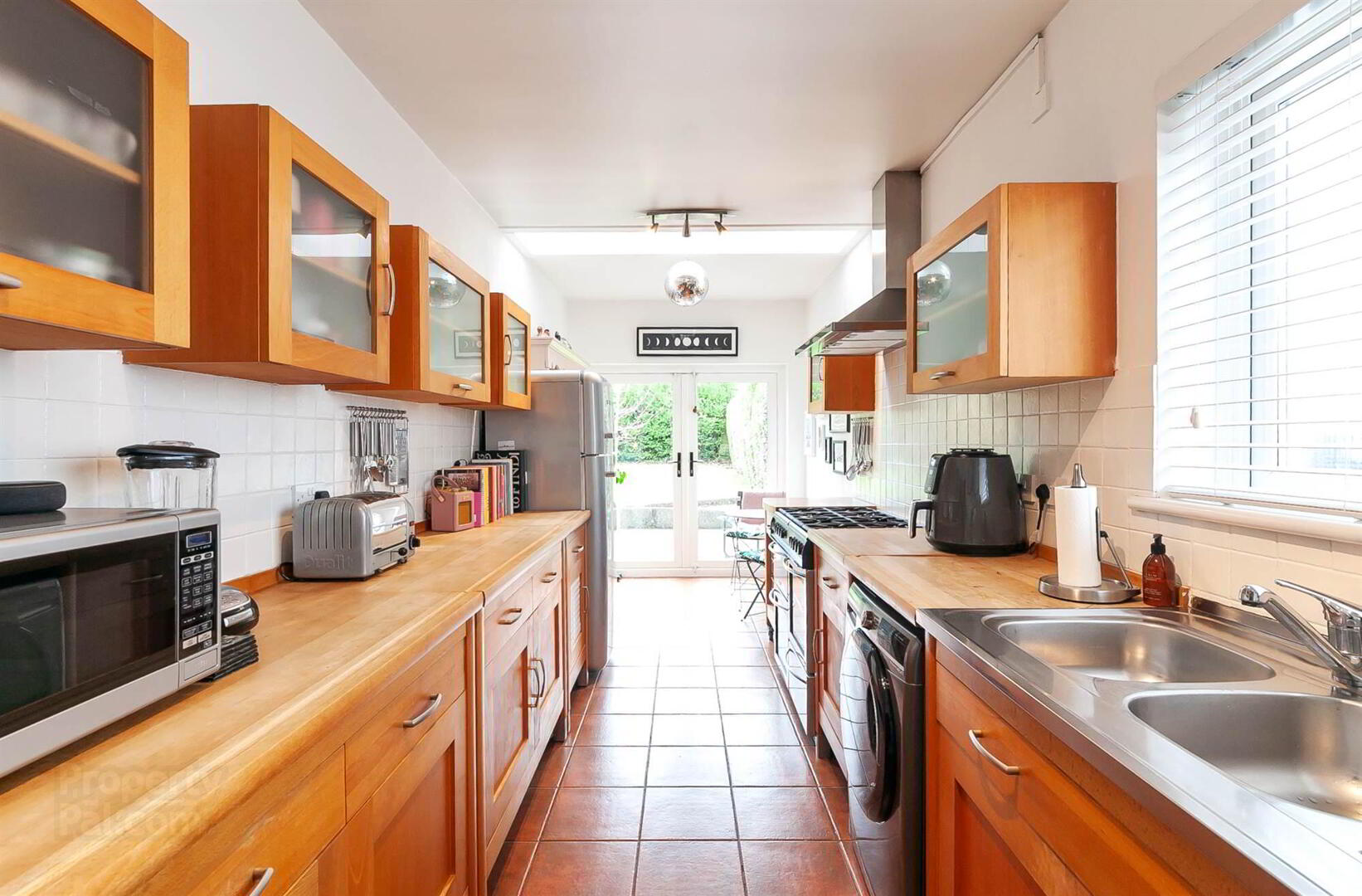 10 Thornhill Crescent 15 of 30