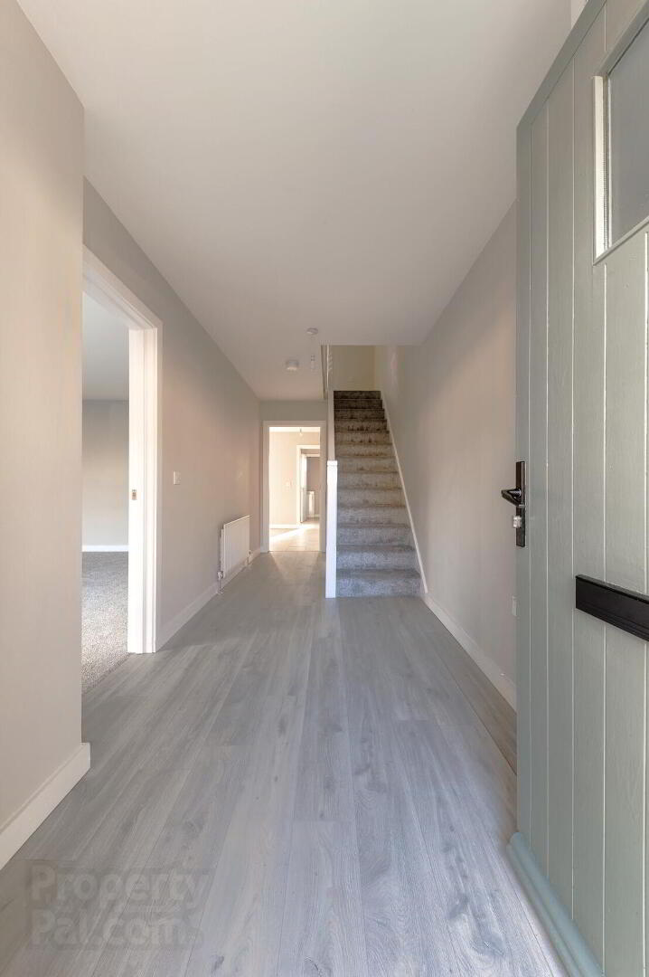 24 Longfield Way 4 of 25