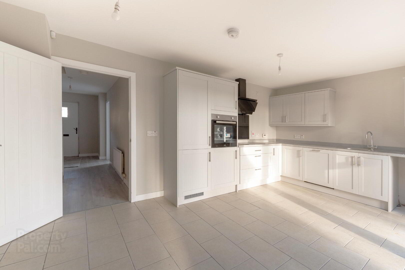 24 Longfield Way 9 of 25
