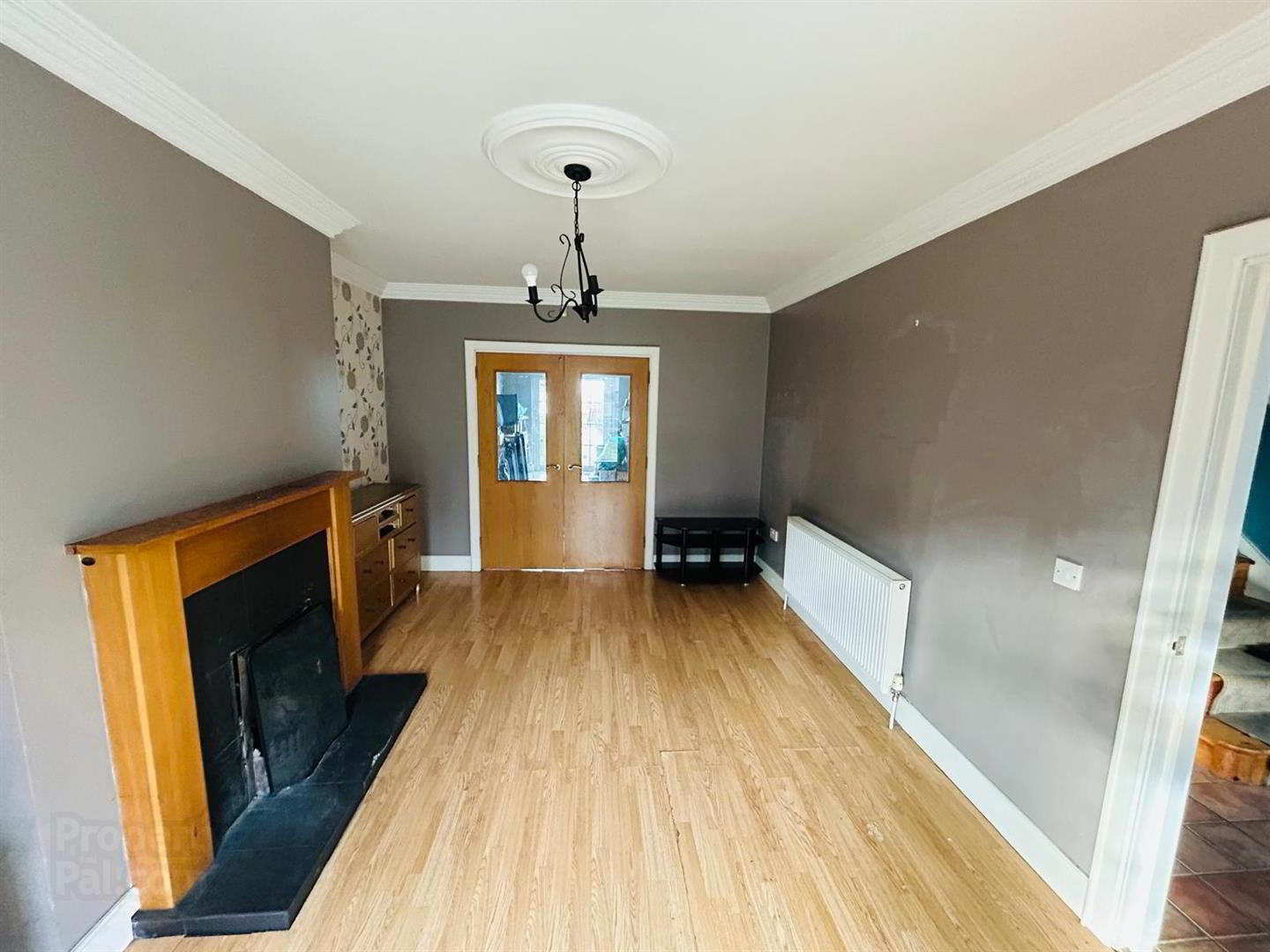 77 Blackthorn Manor 4 of 13