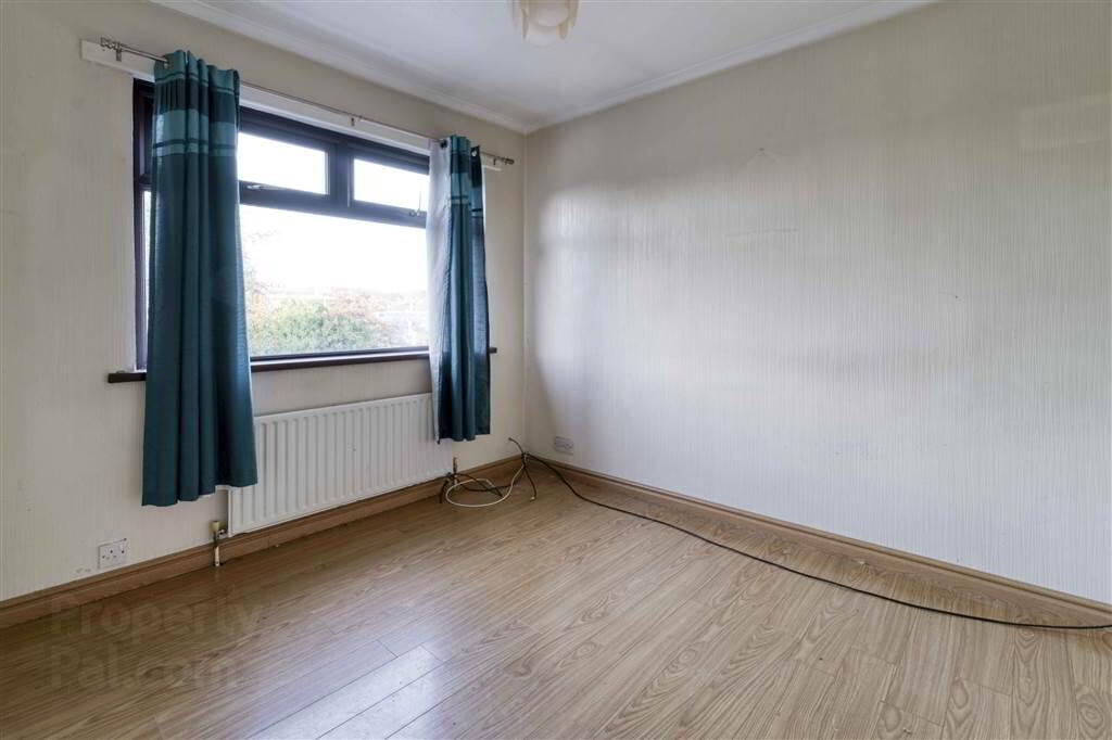 CASH OFFERS ONLY, 54 Benson Street 18 of 19