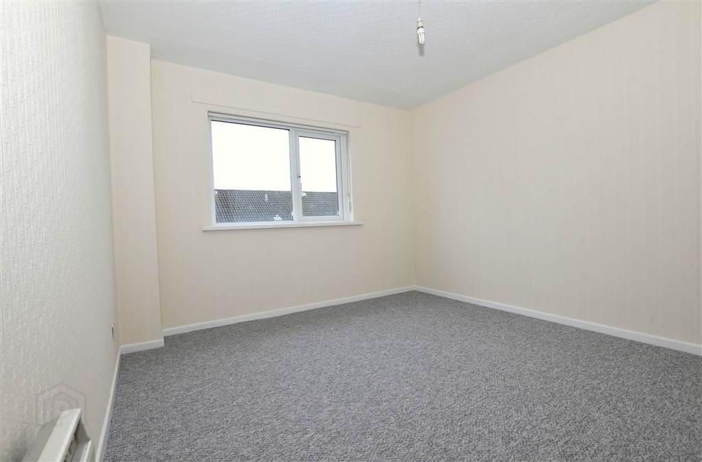 65 Movilla Street 13 of 20