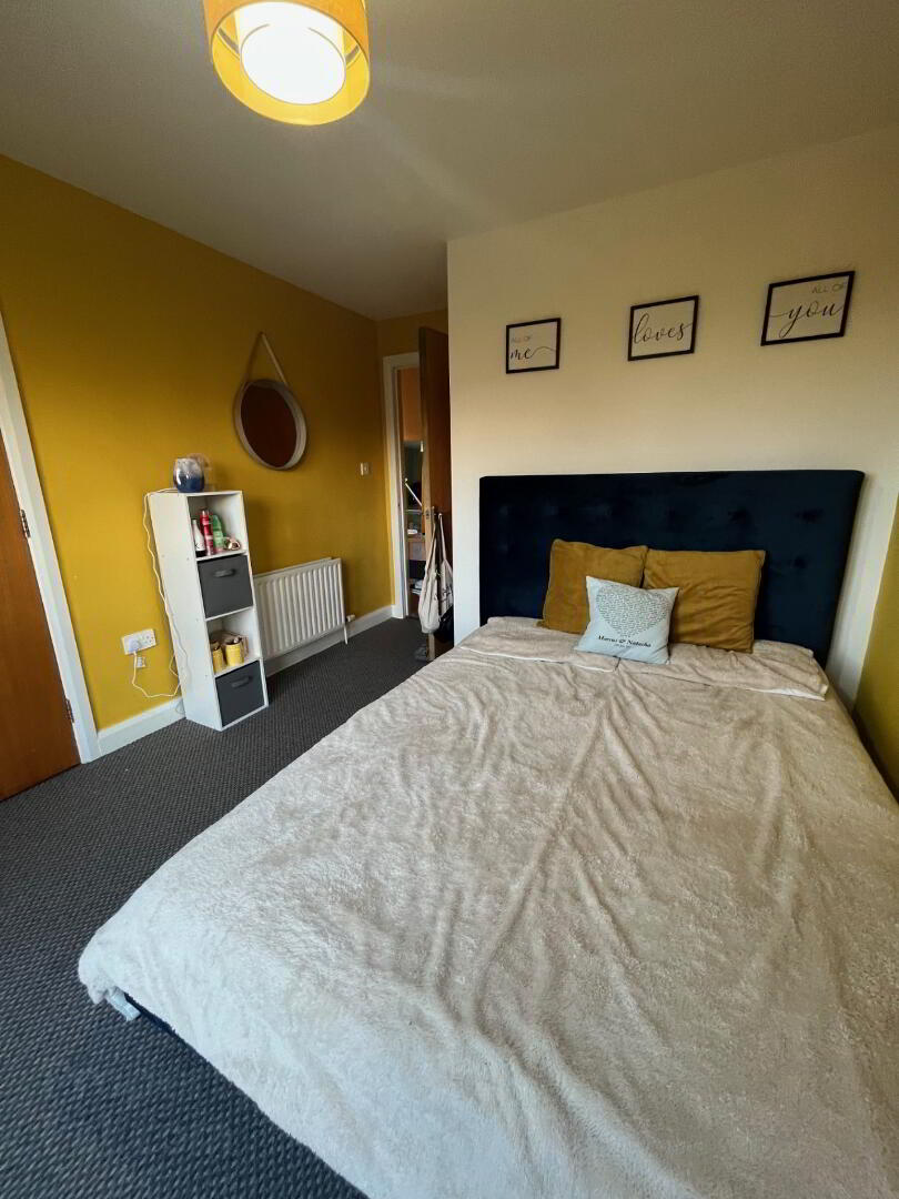 Unit 2c, Heath Lodge Avenue 12 of 18