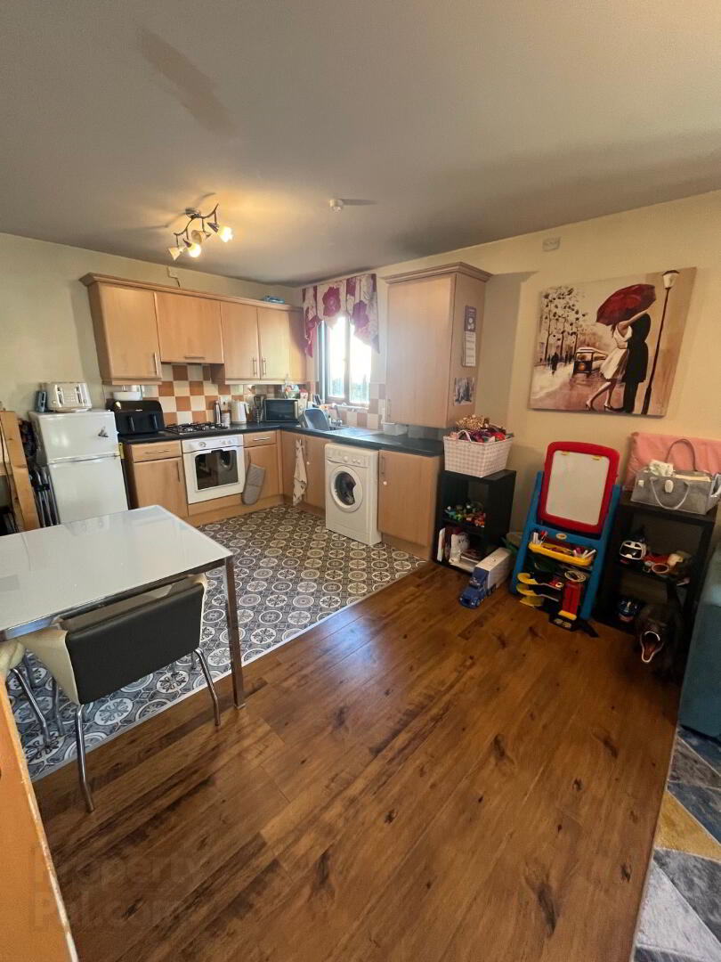 Unit 2c, Heath Lodge Avenue 7 of 18