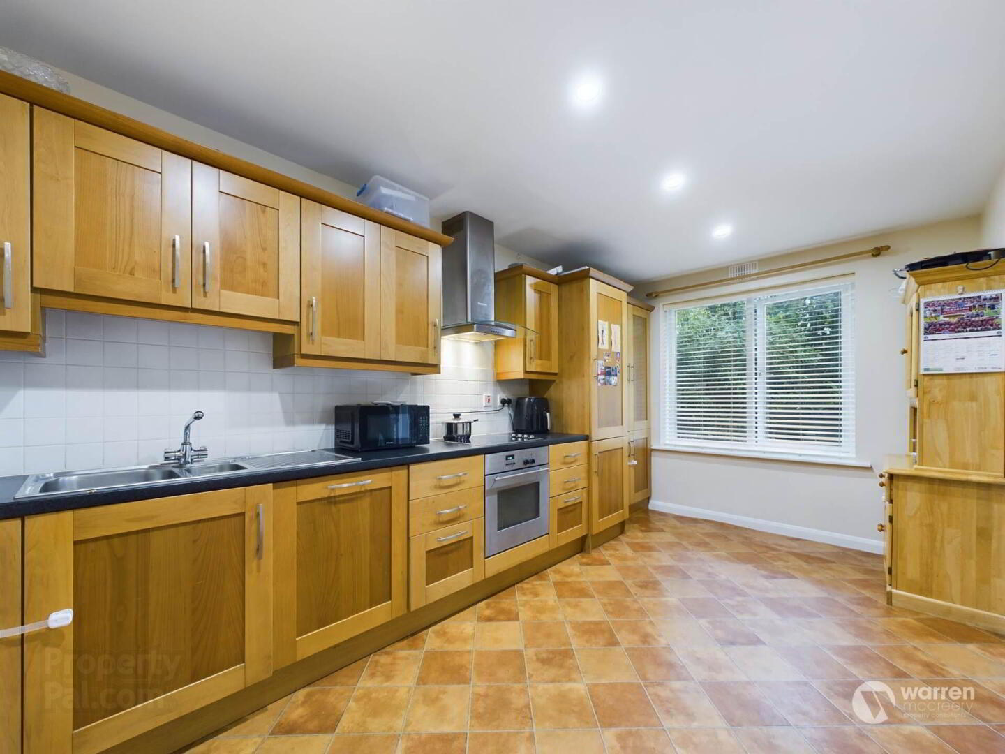 Apartment 4 Aisling House College Square 9 of 19