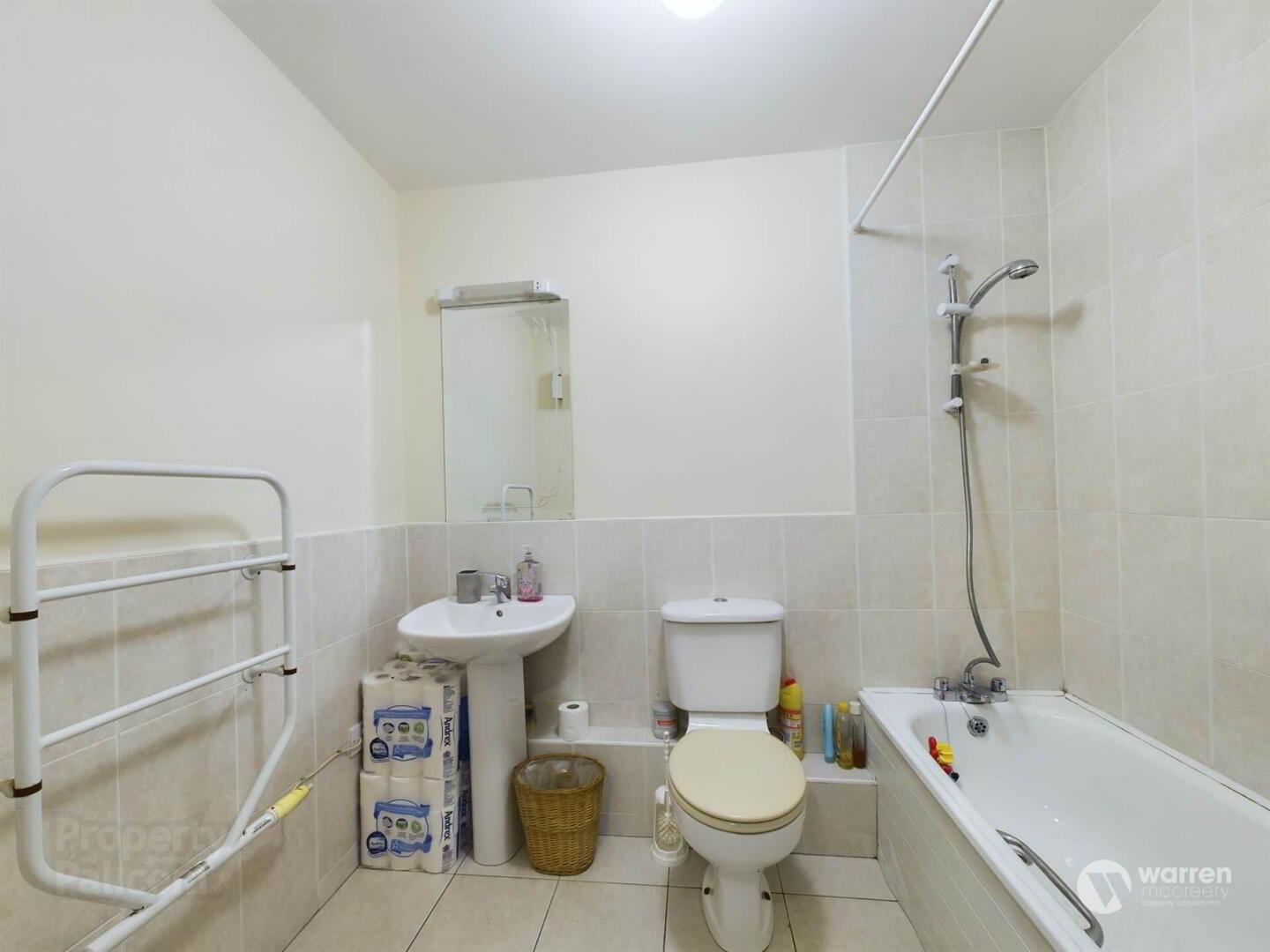 Apartment 4 Aisling House College Square 14 of 19