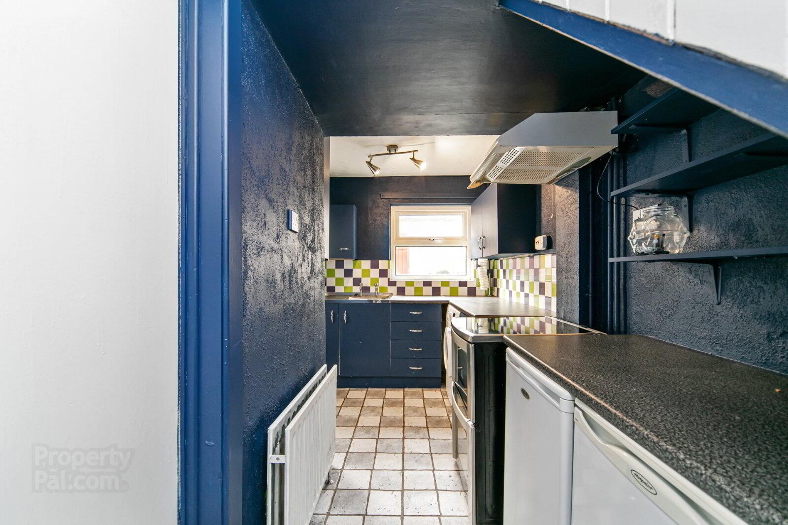 55 Milfort Avenue 7 of 11