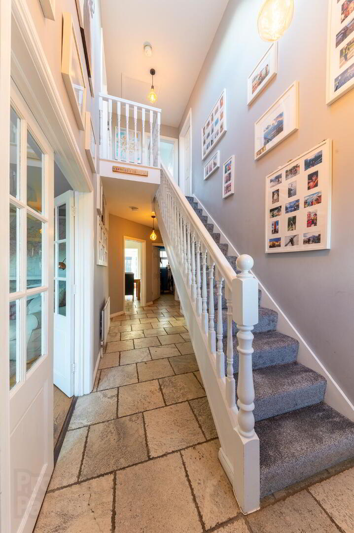 2 Hawthorn Crescent 4 of 32