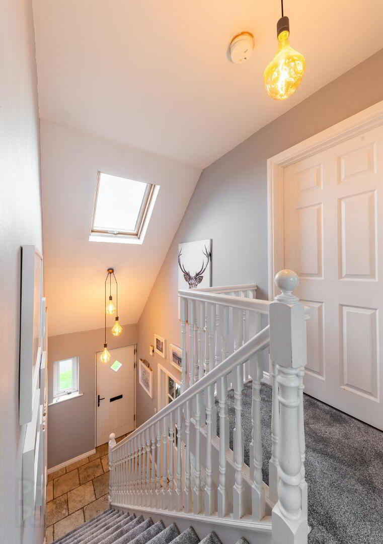 2 Hawthorn Crescent 21 of 32