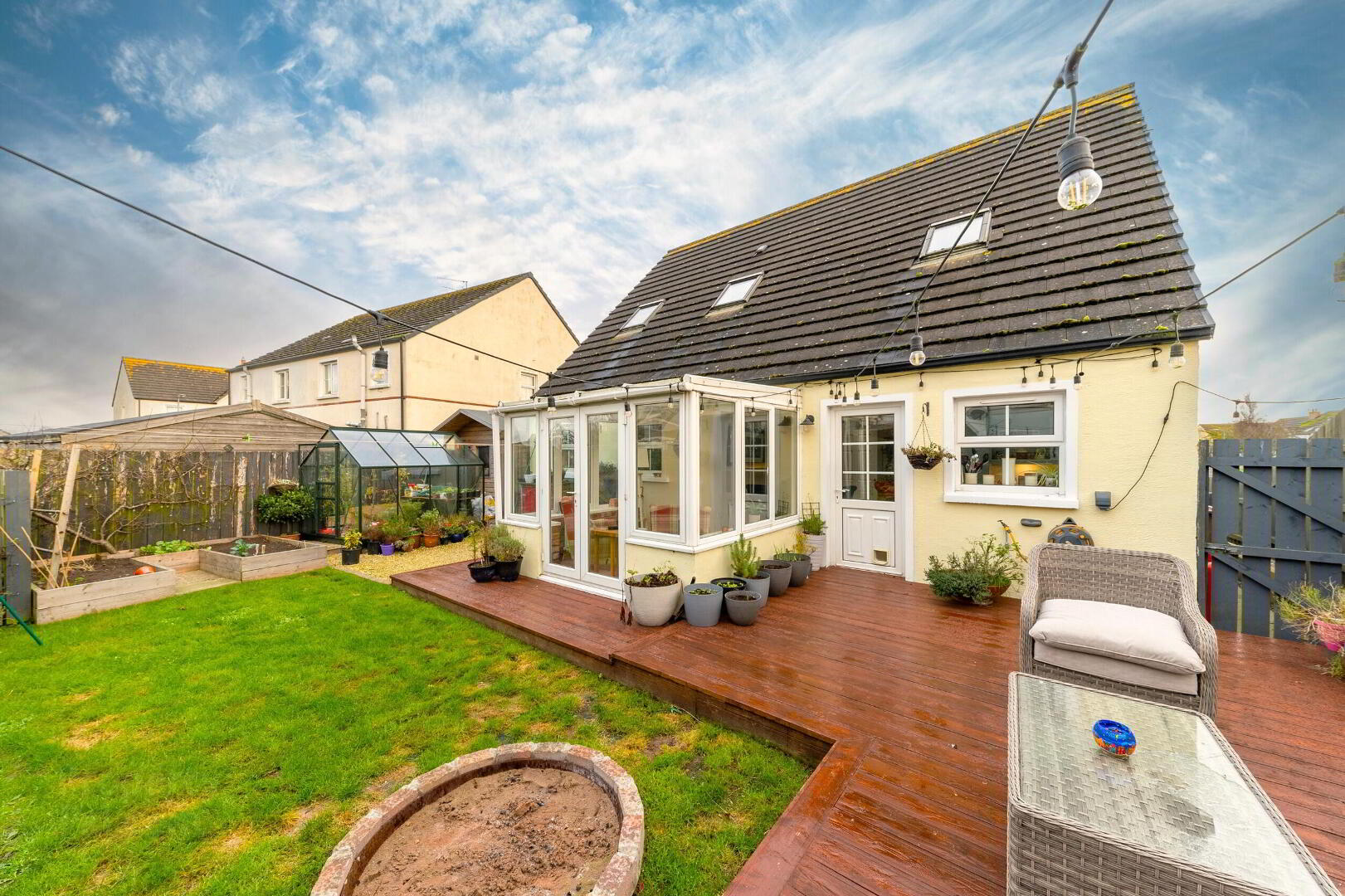 2 Hawthorn Crescent 29 of 32
