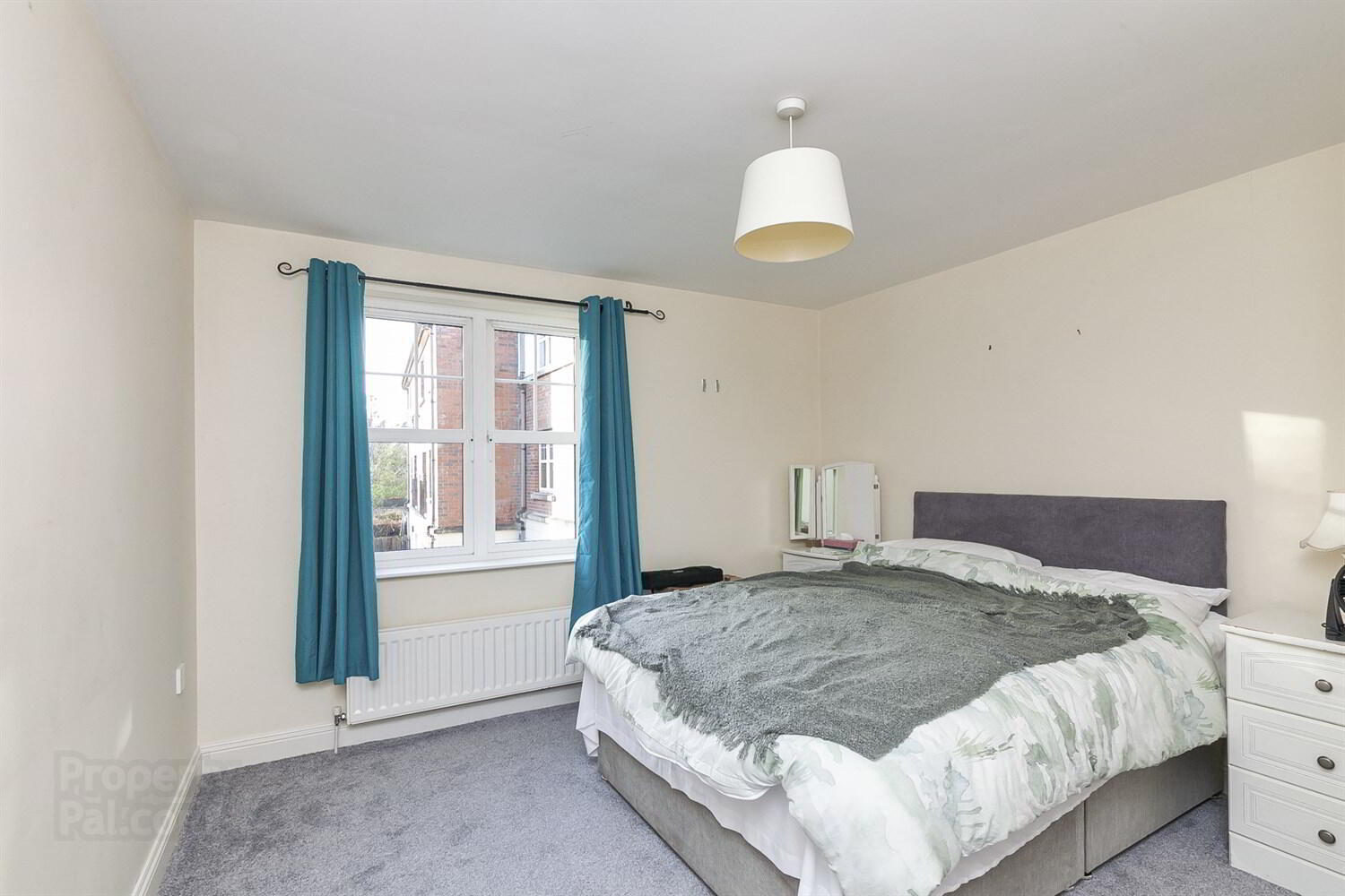 Apt 6 Oak House, 30 Beech Heights 11 of 15