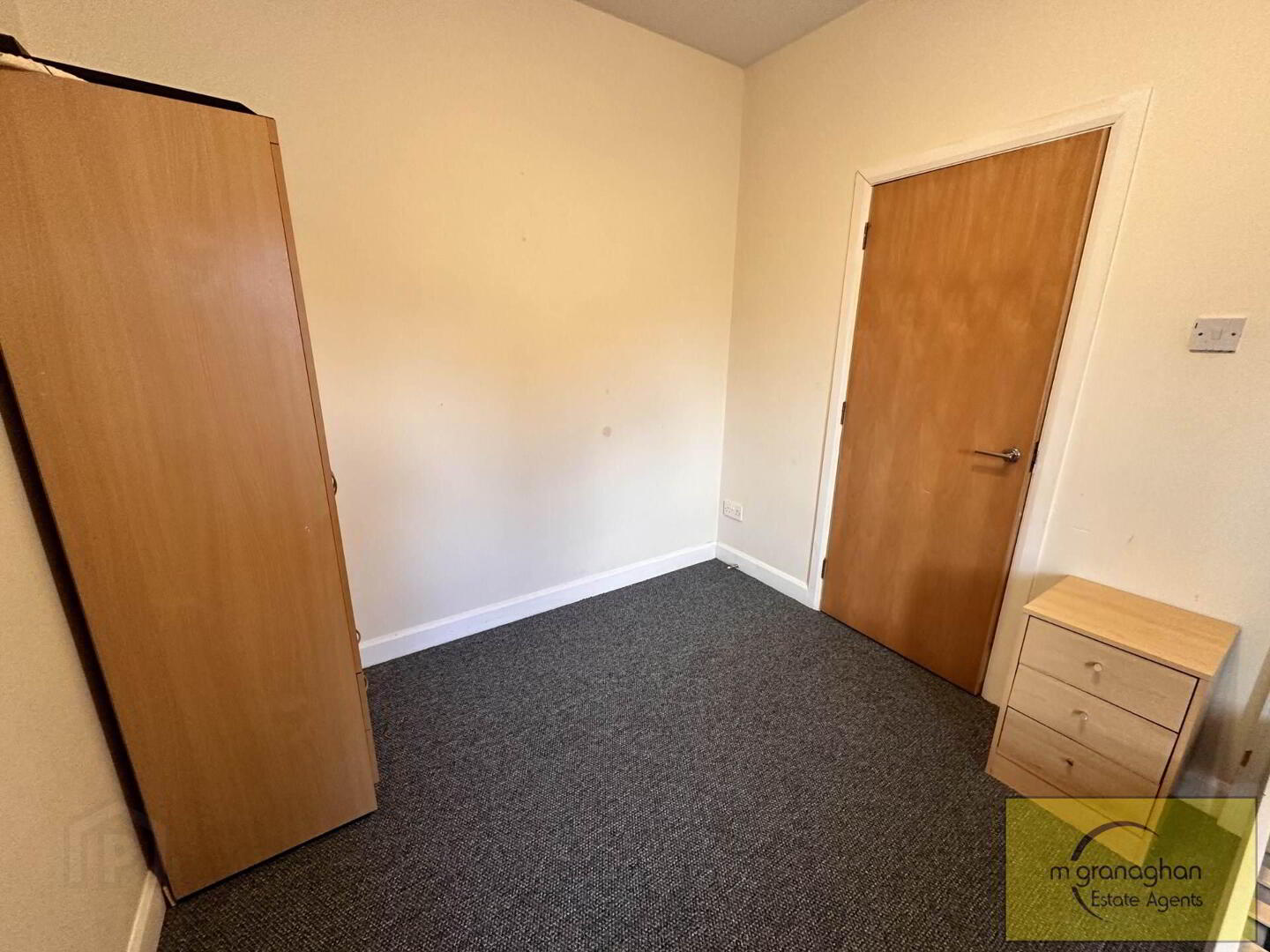 Apt 2, 6 Glandore Avenue 11 of 15