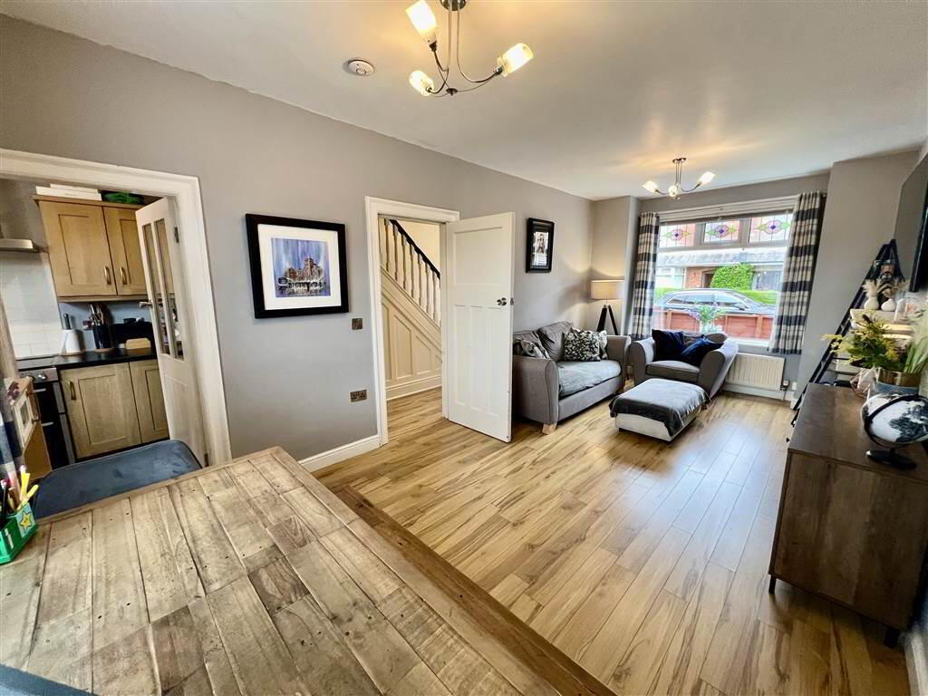 13 Loopland Crescent 7 of 22