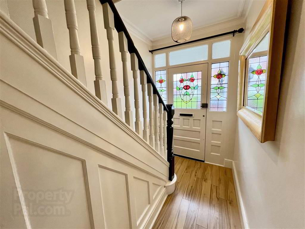 13 Loopland Crescent 13 of 22