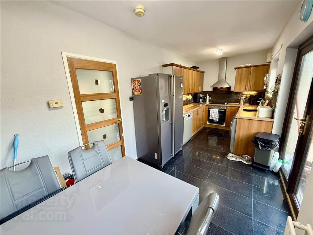 120 Clonduff Drive 4 of 15