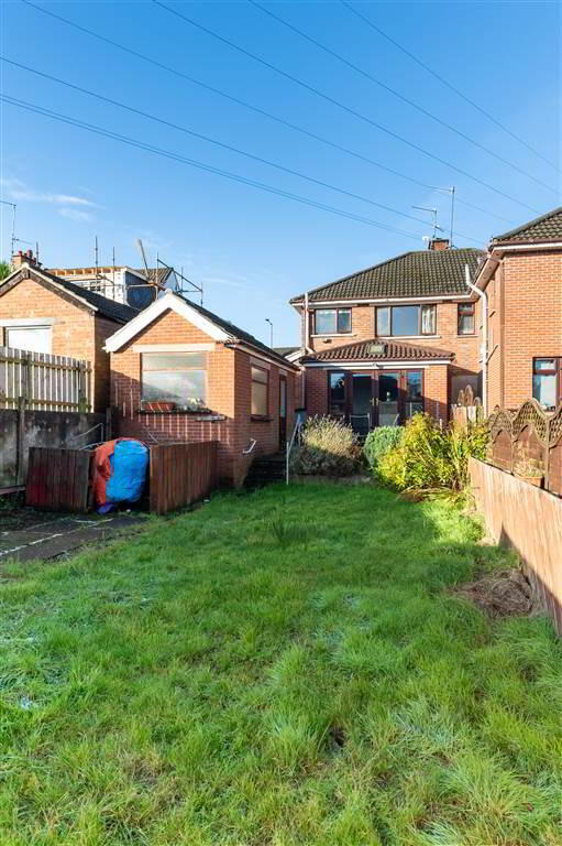 40 Ladybrook Park 22 of 25