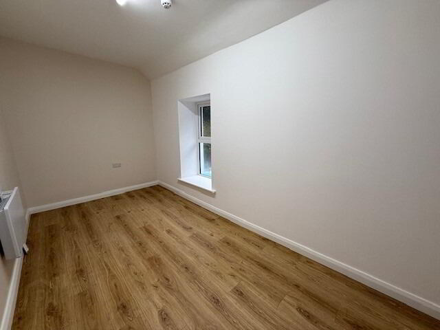 24-26 Spencer Road 8 of 19