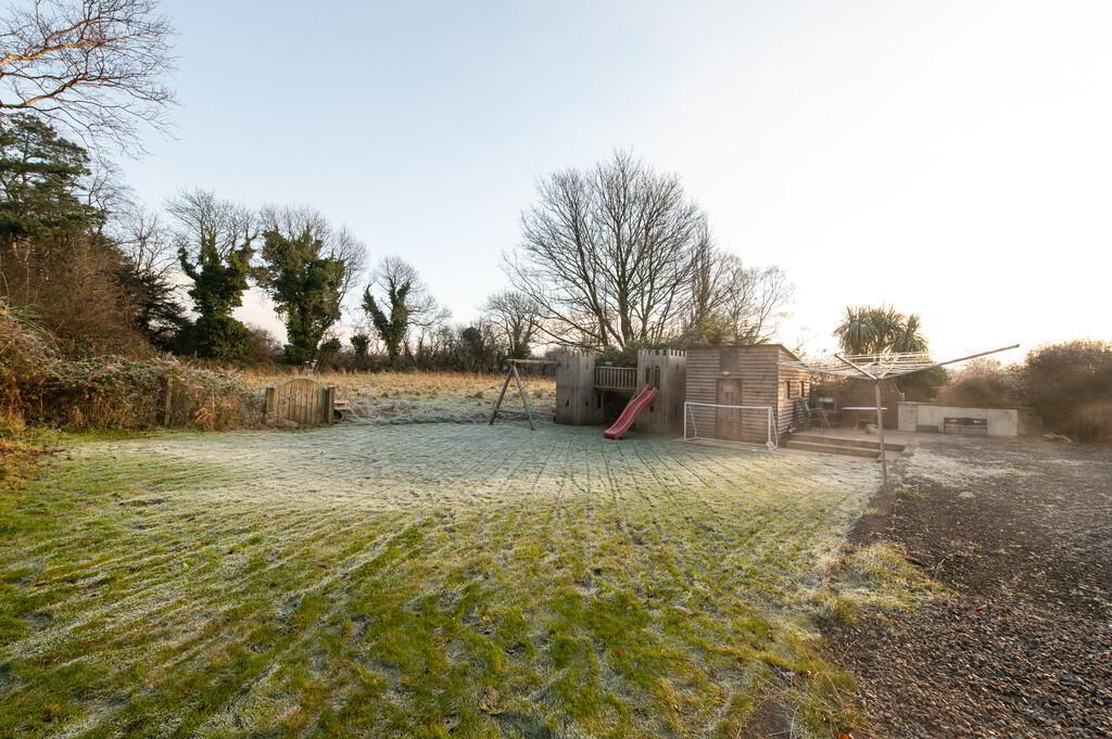 133 Hillhead Road 23 of 25