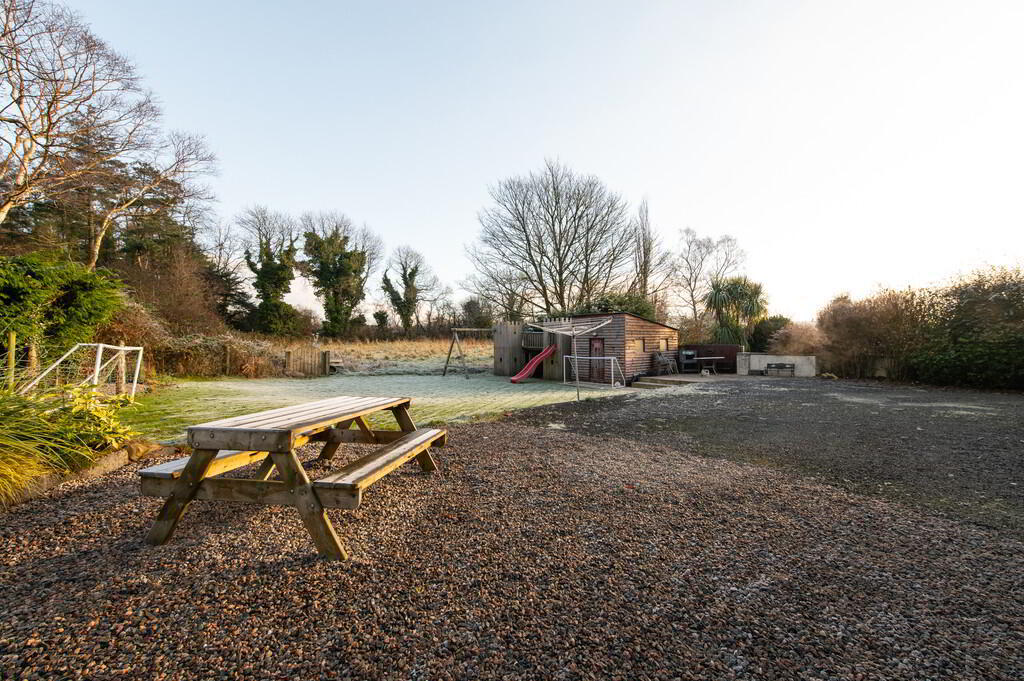 133 Hillhead Road 24 of 25