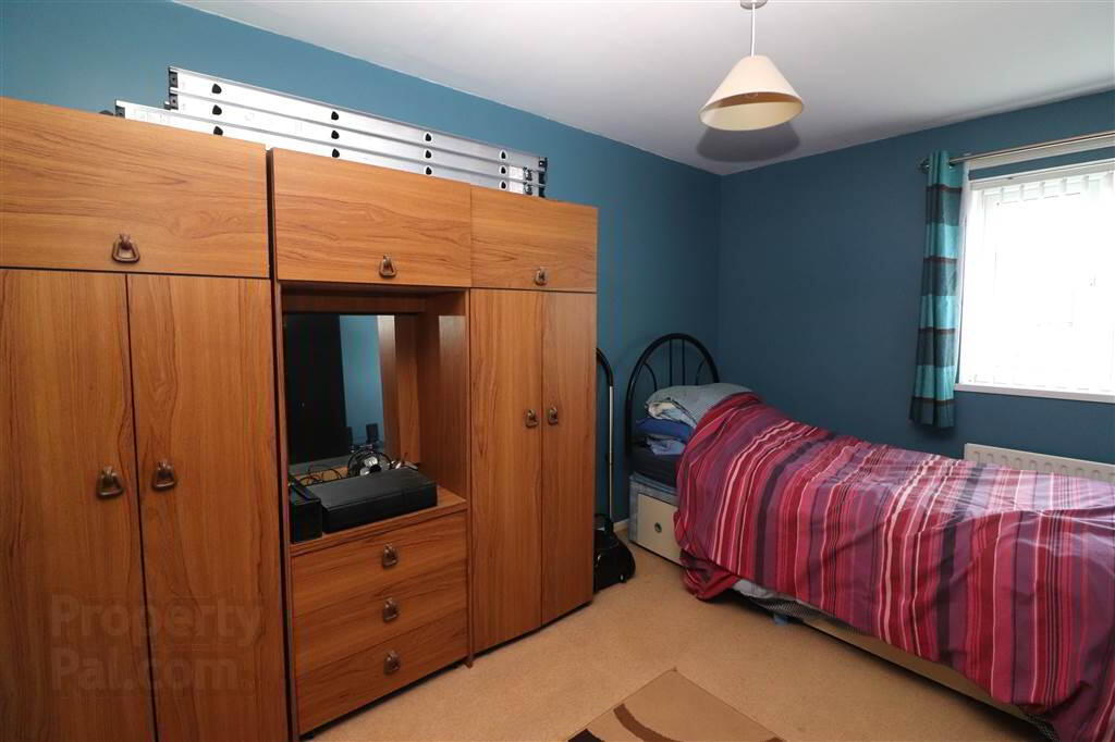 117 Avonmore Park 5 of 8