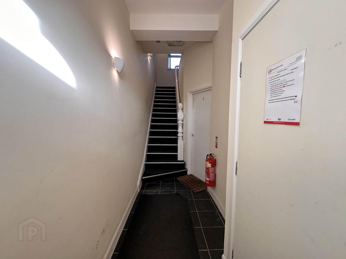 Apt 2, 6 Glandore Avenue 3 of 14