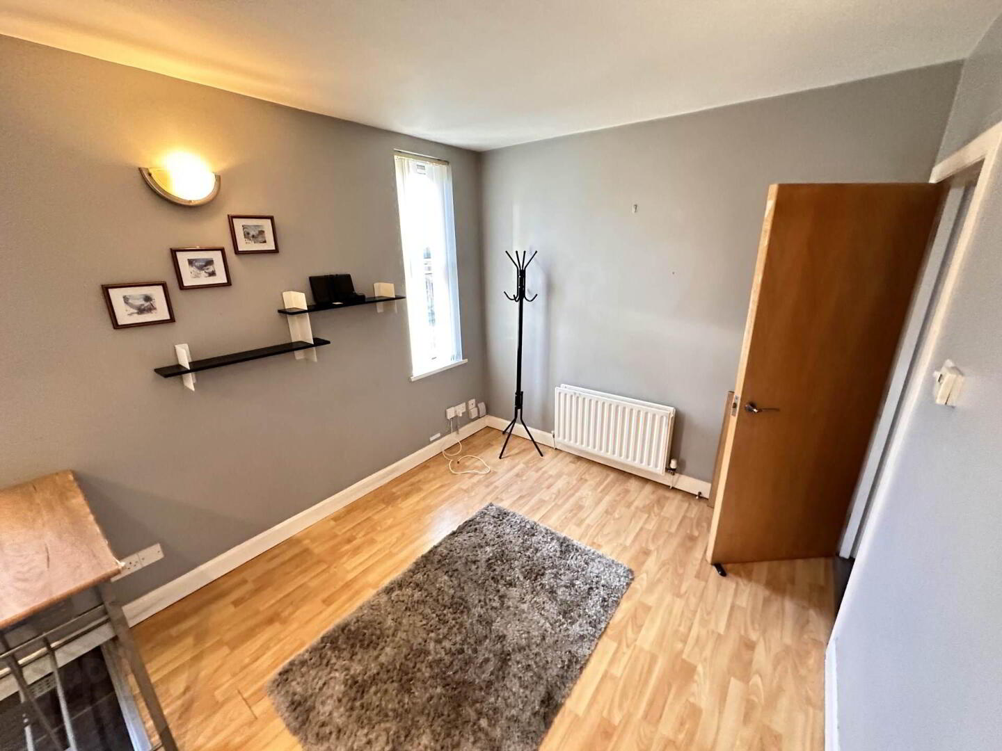 Apt 2, 6 Glandore Avenue 7 of 14