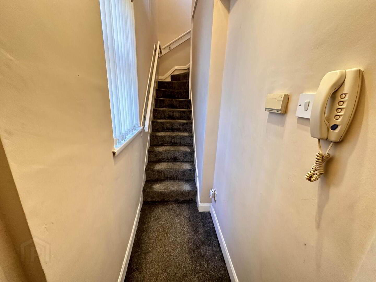 Apt 2, 6 Glandore Avenue 8 of 14