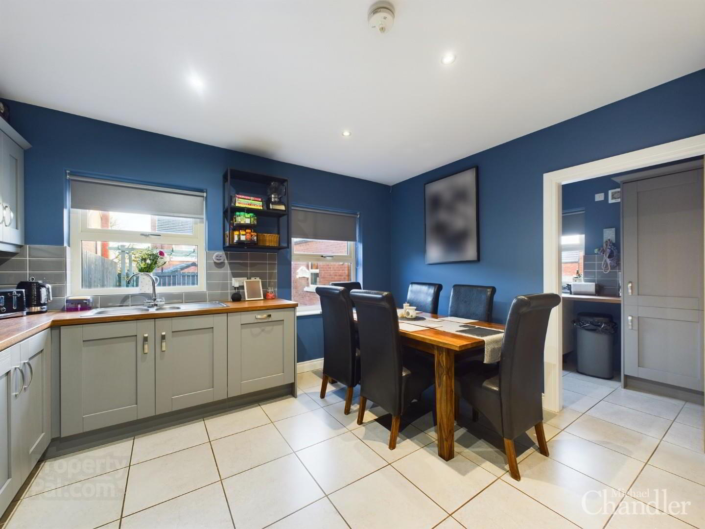 76a Monree Hill 5 of 18