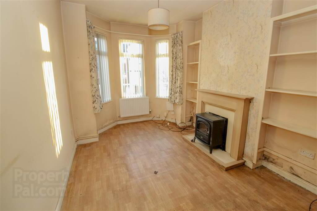 750 Upper Newtownards Road 4 of 15